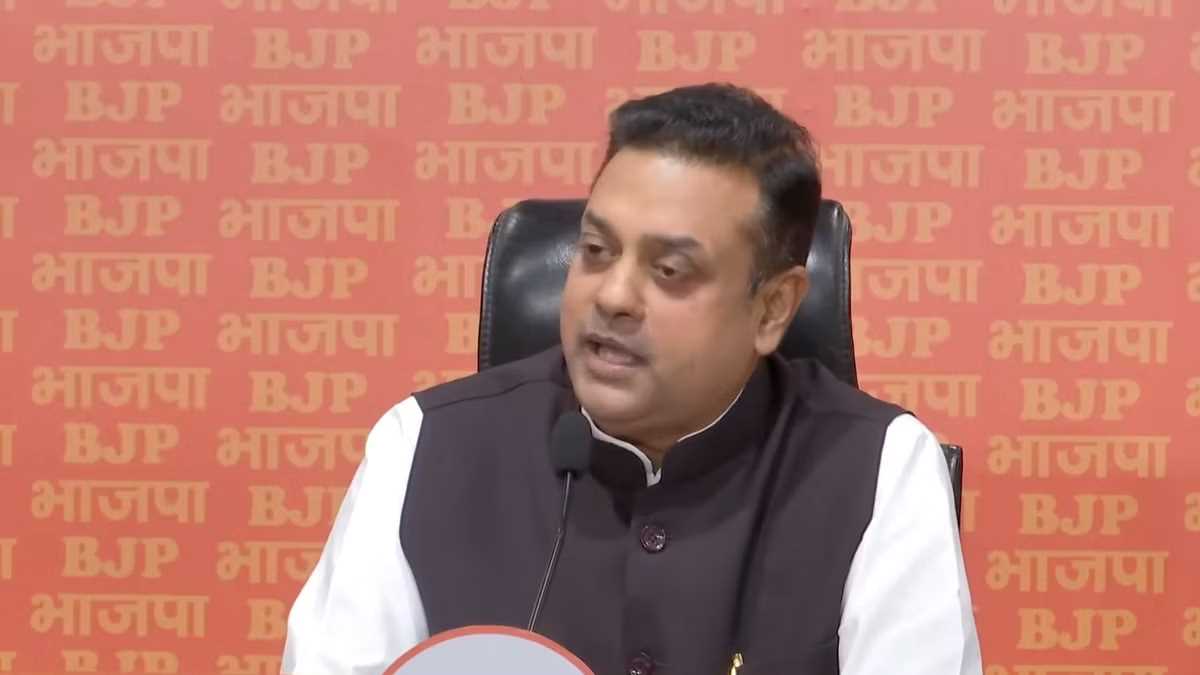 कांग्रेस के मन में संविधान के प्रति कोई सम्मान नहीं : संबित पात्रा कांग्रेस के मन में संविधान के प्रति कोई सम्मान नहीं : संबित पात्रा